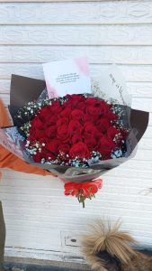 Bouquet x 24 rosas en papel coreano (colores a disponibilidad).R 124